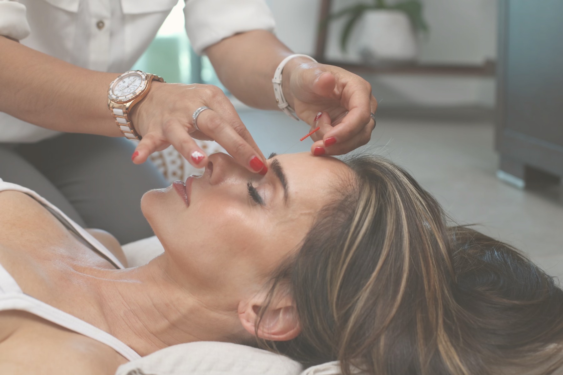 Facial Treatments Poole | Elegant Clinic Facial Treatments Poole | Elegant Clinic