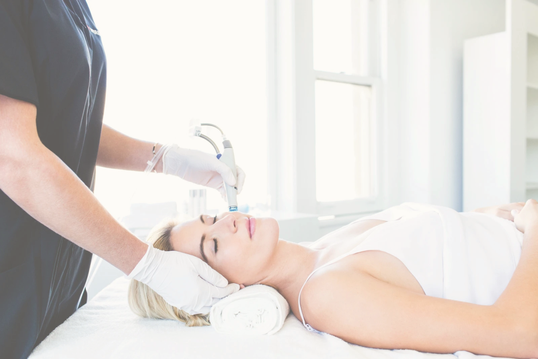 Hydrafacial Treatments Poole | Elegant Clinic Hydrafacial Treatments Poole | Elegant Clinic